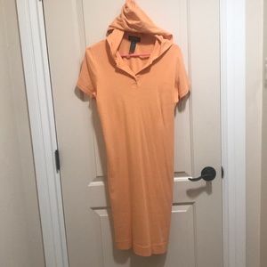 Short sleeve melon color dress